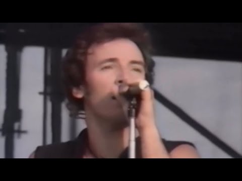 Born in the U.S.A. - Bruce Springsteen (live at Radrennbahn Weissensee, East Berlin 1988)