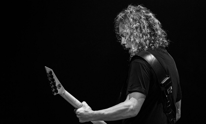 Kirk Hammett: «Πιστεύω ότι δεν περιοδεύουμε αρκετά...»